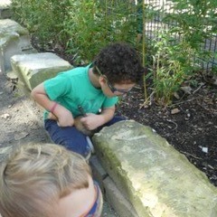 Es klopft und die Steine klingen